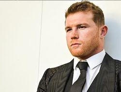 фото - Де Ла Хойя объяснил опасную авантюру Сауля Альвареса — бой с Ковалёвым