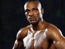 фото - (Результаты) Майк Джонс победил Себастьяна Лухана