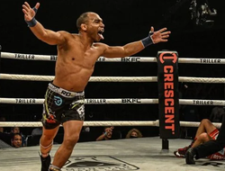 фото - Ветераны UFC подрались на голых кулаках — кончилось нокаутом: видео