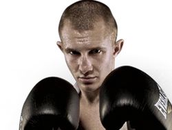 фото - Роман Андреев вытащил бой с Эвансом, японец Фута нокаутировал Саруханяна