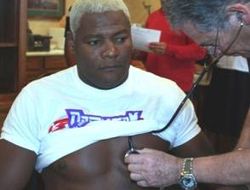 фото - Супертяжёлый «Кинг Конг» Ортис может подраться с Уайтом — промоутер