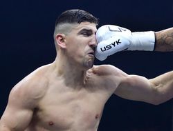 фото - Новости EBU: Джойс должен дать бой Хуку, битва Михалкина и Джонсона на грани срыва