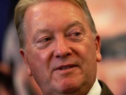 фото - Фьюри–Джошуа. Уоррен знает, как проходить пат на переговорах — монетку подбрасывать