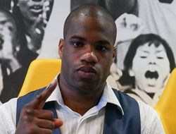 фото - У Дюбуа засматриваются на Пулева