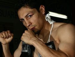 фото - Исраэлю Васкесу сделают операцию по замене глаза протезом