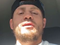 фото - Фьюри развлёкает толпу на пляже, Беринчик выезжает на сборы, Эргашев бомбит макивару — соцсети