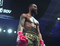 фото - Новое имя в дивизионе? Джонс побил экс-чемпиона в элиминаторе IBF: видео