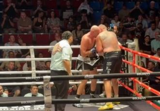 Фьюри удосрочил Ваха: видео