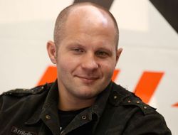 фото - Возвращение «Последнего Императора»: Емельяненко забил Сингха