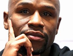 фото - Мэйуэзер: Канело изобьёт и нокаутирует Головкина