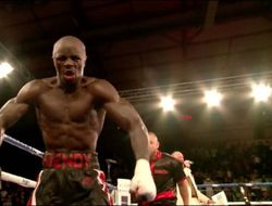 фото - Франция: победы Менди и Конки