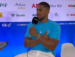 фото - «Усик будет победителем». Джошуа о дате следующего боя и желанном оппоненте