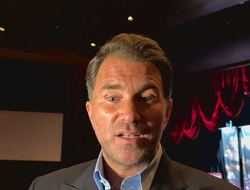 фото - Почему Бивол отдал титул? Хирн пустил стрелы в WBC