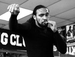 фото - (Результаты) Кит Тёрман досрочно справился с Диего Чавесом