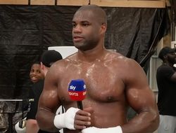 фото - «Я точно заберу пояса». Интервью Дюбуа перед реваншем с Усиком