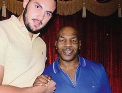 фото - «Новый Кличко» выступит в США, а сын Маркеса ушёл в профи