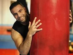 фото - Сокращения в WBA: Мануэль Чарр и Тревор Брайан всё-таки договорились о бое