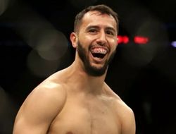 фото - UFC в Лондоне: Доминик Рейес остался непобеждённым, спорно пройдя Волкана Оздемира 