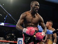 фото - Брэдли режет жёсткую правду-матку о поединке Кроуфорд – Портер