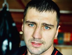 фото - Интервью Александра Гвоздика — о поражении Бетербиеву, изменениях в команде, боях Усик–Чисора и Ломаченко–Лопес