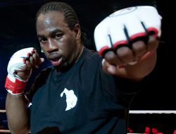 фото - Кенни Гарнер: «Не буду стараться нокаутировать Глухова, но выиграю нокаутом»