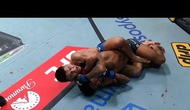 Батиста задушил Оливейру, Куниев прошёл Алмейду. Видео лучших моментов UFC Fight Night 266