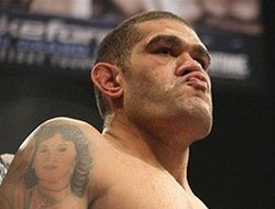 фото - «Бигфут» Силва: «Поражение Орловскому меня изменило»