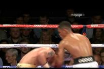 Видео боя: Энтони Огого – Уэйн Рид