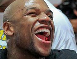 фото - Флойд Мэйуэзер: «Знакомьтесь, мой друг – Мэнни Роуч»