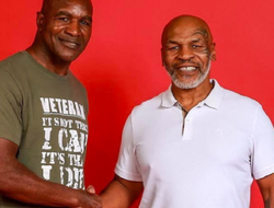 фото - Эвандер Холифилд объяснил, почему рад укусу Тайсона