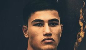 Компания Уоррена подписала чемпионов-любителей из Узбекистана