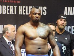 фото - Навстречу Тайсону Фьюри? Диллиан Уайт ведёт переговоры с Бобом Арумом