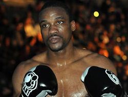 фото - Келл Брук vs. Майк Джонс в 2011 году?