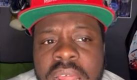 Тренер Хэкетт оценил шансы Гарсии отобрать пояс у Барриоса