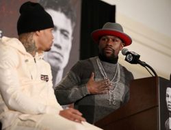 фото - Арум: Если бы у Жервонты были шансы против Ломаченко, бой бы уже состоялся