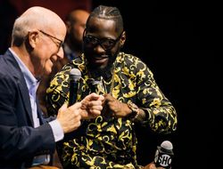 фото - Менеджер: Три следующих оппонента Уайлдера — Ортис, Джошуа и Фьюри