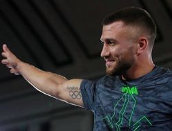 фото - Василий Ломаченко высказался о бое Мейвезер-Пол и ютуберах в боксе