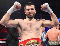 фото - Пошла жара: Артур Бетербиев бросил вызов Сергею Ковалёву