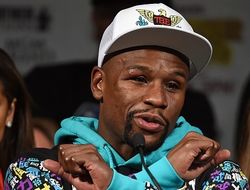 фото - Мэйуэзер: Было бы не правильно драться с Ханом, а не с Пакьяо