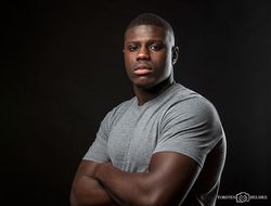 фото - Супертяжёлый апсет! Олимпийский чемпион из Германии влетел нокаутом джорнимену — видео