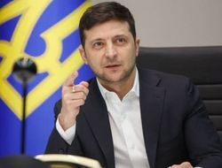 фото - «Украина возвращает своё!» Президент Владимир Зеленский поздравил Александра Усика