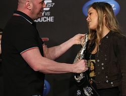 фото - Уайт: Самая большая звезда UFC — Роузи, а не Макгрегор
