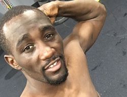 фото - Кроуфорд: Спенса называют лидером полусреднего, но я считаю себя царём горы