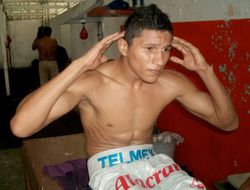 фото - Мигель Берчельт и Такаши Миура зарубятся в середине лета