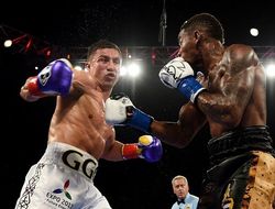 фото - Видео: лучшие моменты боя Геннадия Головкина и Уилли Монро