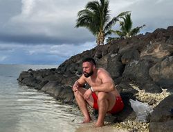 фото - Паркер: «Заверну себе подарок, положу под ёлку, сяду рядом и спою песню»