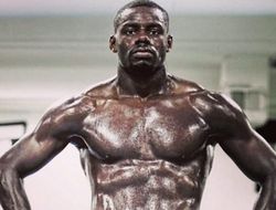 фото - Гассиев остановит Усика в поздних раундах — прогноз проспекта из США