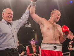 фото - Артур Шпилька проиграл нокаутом крупному земляку Адаму Ковнацки