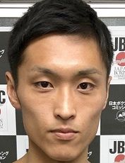 Рёсуке Нишида