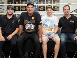 фото - Жесть дня: стало известно, в каких спартанских условиях работали бойцы Абеля Санчеса